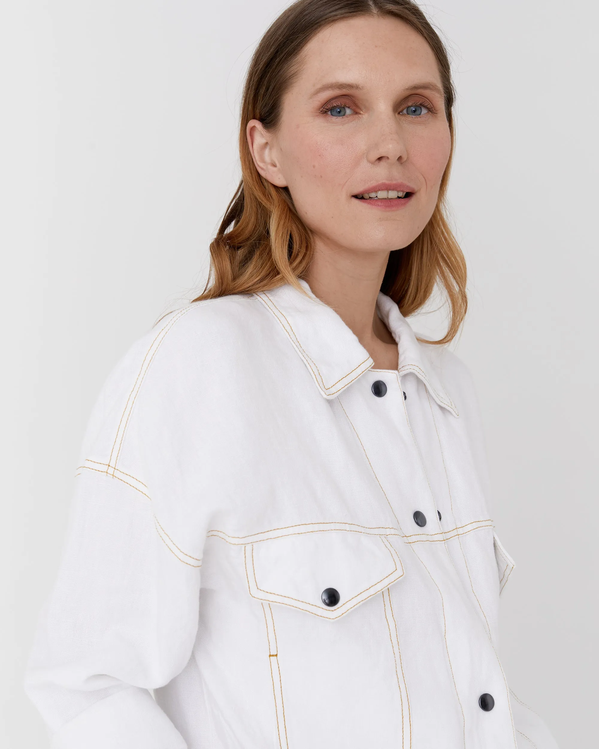 Cropped linen jacket LEURA in White