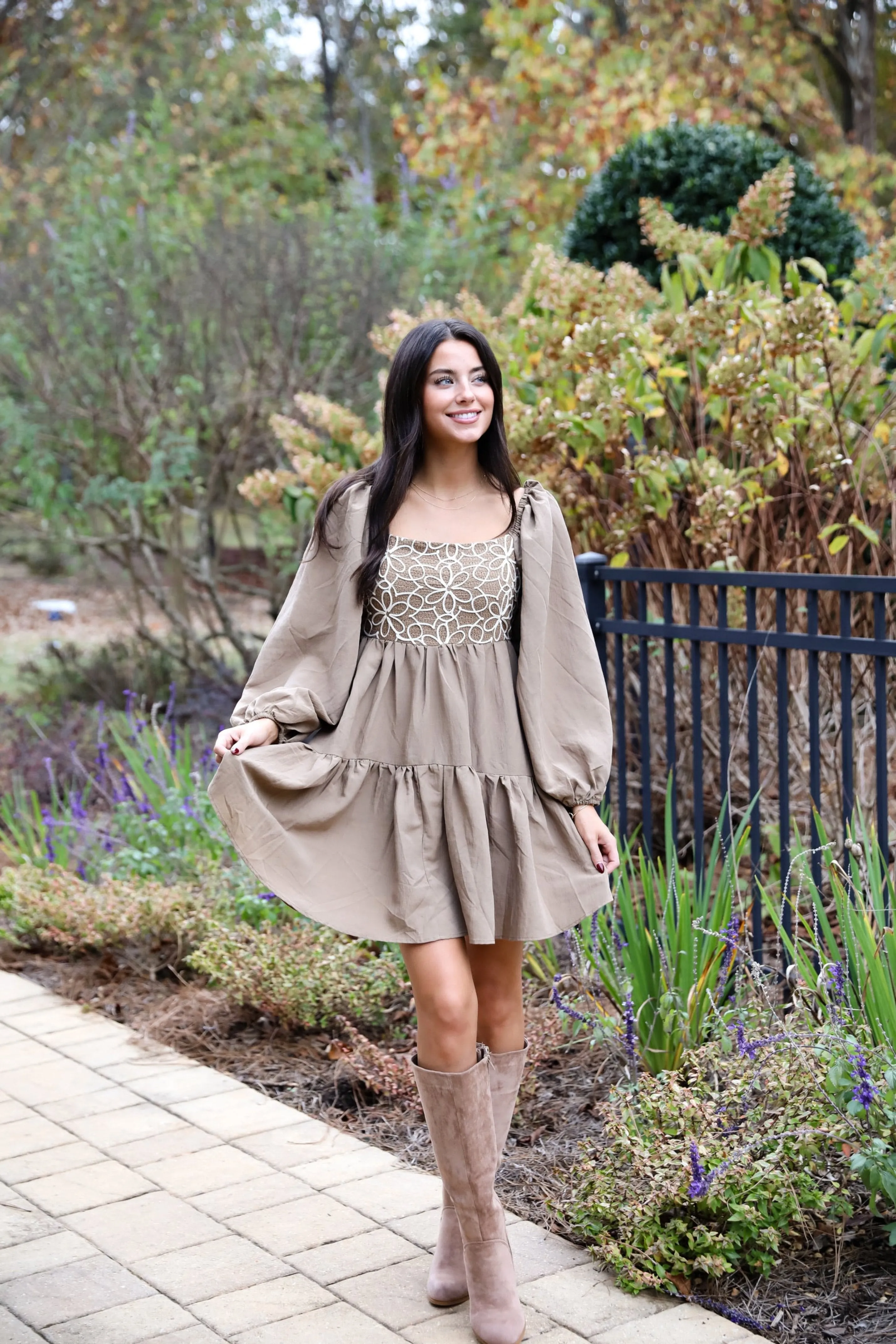 FINAL SALE - Flattering Pick Floral Mini Dress