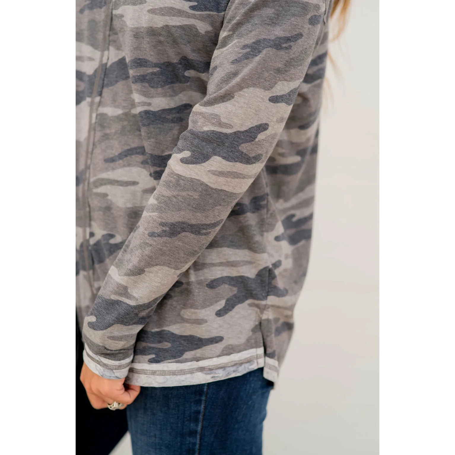 Mid Band Camo Long Sleeve Tee